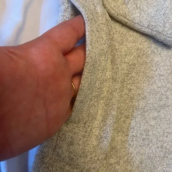 Tommy Hilfiger Turtleneck Sweatshirt with Pockets - Picture 2 of 6